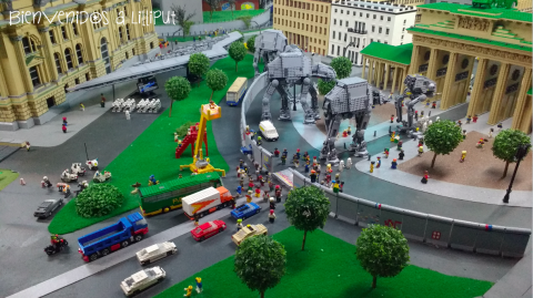 Caida Muro Berlin en Legoland